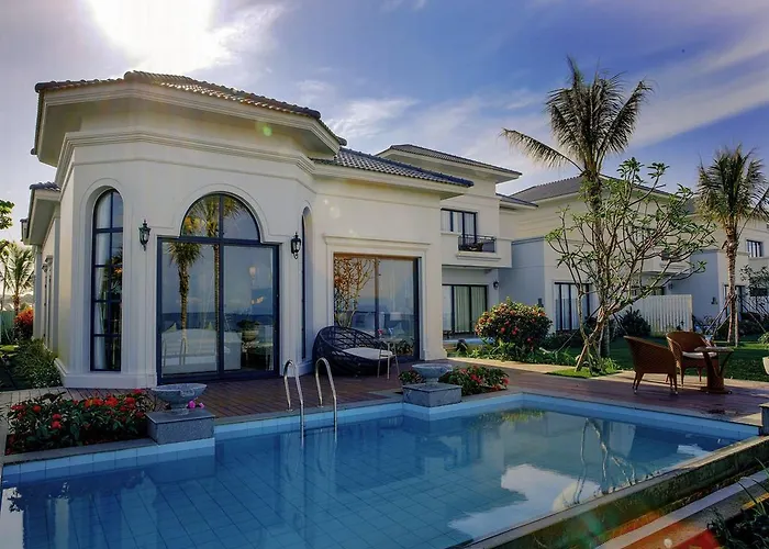Vinpearl Cua Hoi, Affiliated By Melia